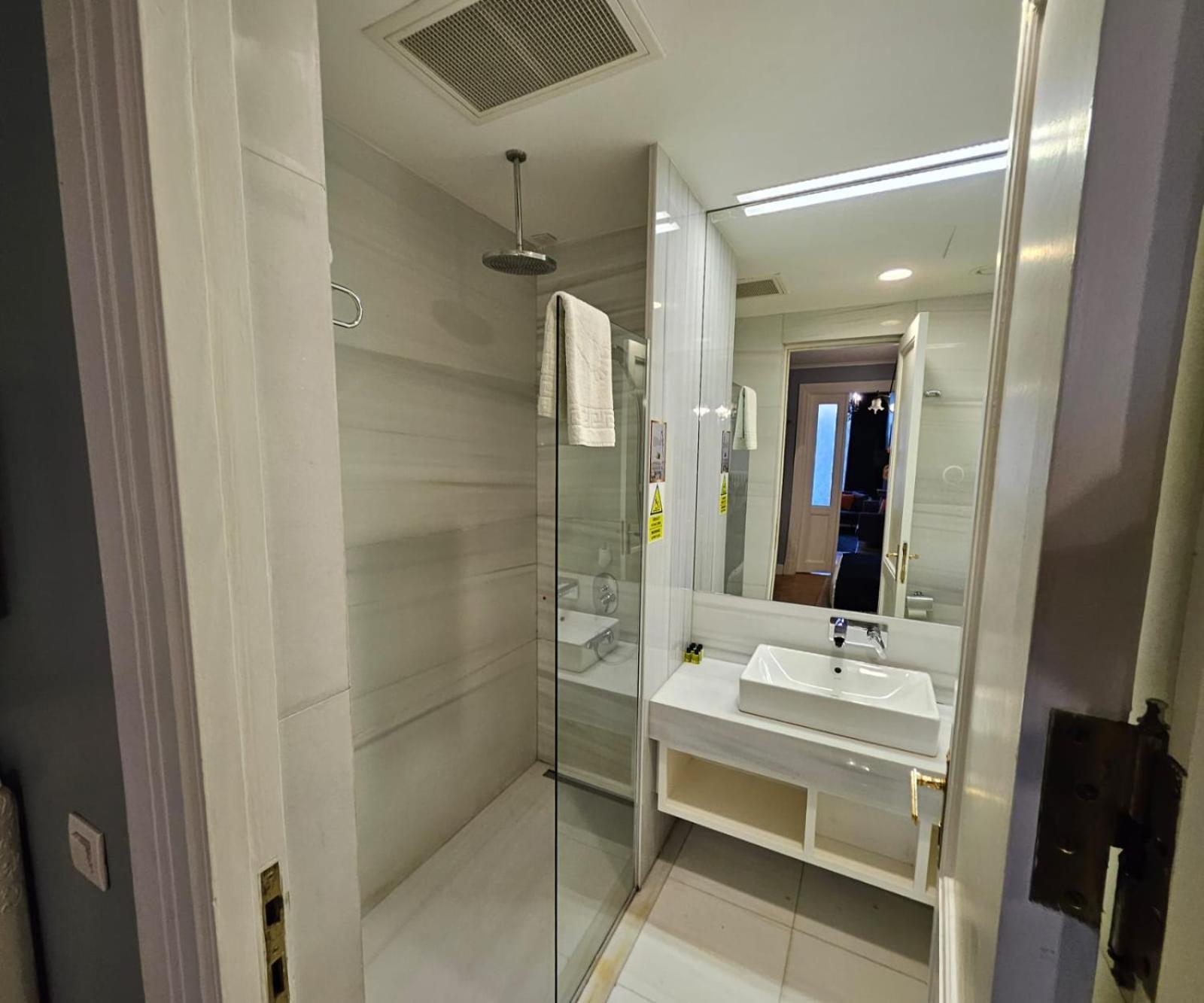 Lina Hotel Taksim Pera Istambul Extérieur photo